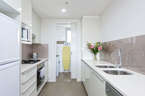 Astra Apartments North Sydney - Accommodation Sunshine Coast 5