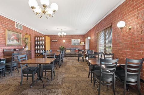 Burke & Wills Motor Inn - Accommodation Sunshine Coast 7