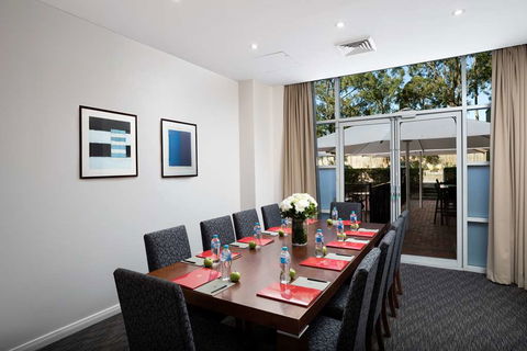 Rydges Bankstown - Accommodation Sunshine Coast 8