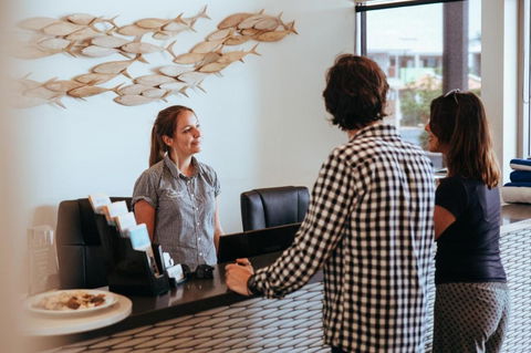 Onslow Beach Resort - Accommodation Sunshine Coast 4