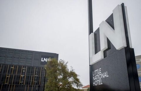 Little National Hotel - Accommodation Sunshine Coast 1