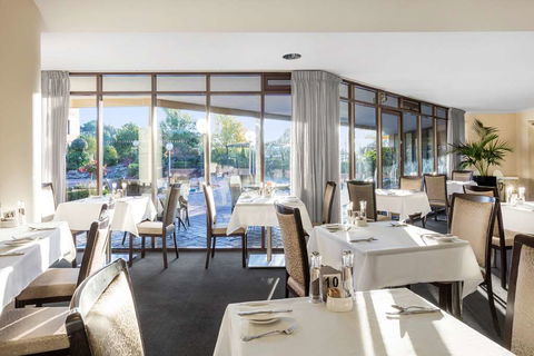 Best Western Plus Garden City Hotel - Accommodation Sunshine Coast 12