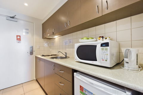 Metro Advance Apartments & Hotel - Accommodation Sunshine Coast 6