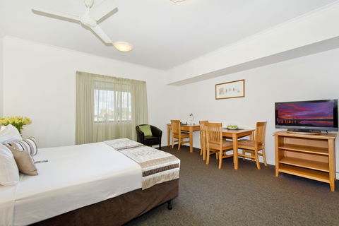 Metro Advance Apartments & Hotel - Accommodation Sunshine Coast 12