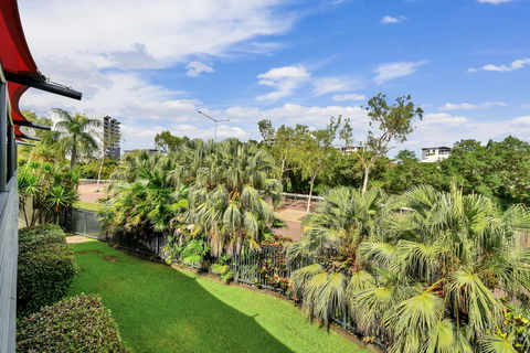 Vitina Studio Motel - Accommodation Sunshine Coast 2