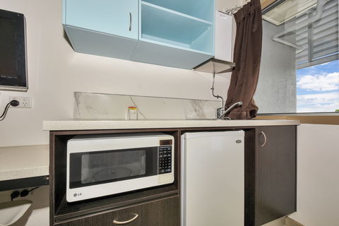 Vitina Studio Motel - Accommodation Sunshine Coast 10