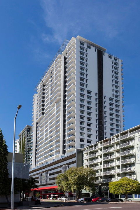 Oaks Elan Darwin - Accommodation Sunshine Coast 0