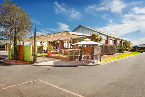 All Seasons Bendigo - Accommodation Sunshine Coast 2