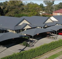 Francis Phillip Motor Inn  The Lodge - Accommodation Sunshine Coast