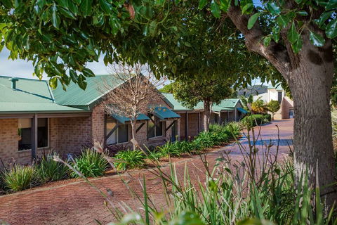 Quality Suites Banksia Gardens - Accommodation Sunshine Coast 0