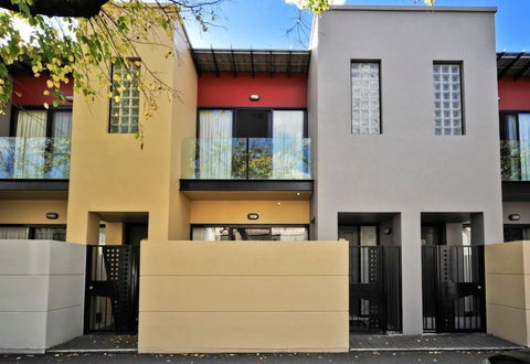 RNR Apartments, Adelaide - Accommodation Sunshine Coast 0