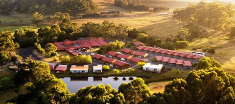 Tall Timbers - Accommodation Sunshine Coast 0