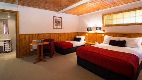 Tall Timbers - Accommodation Sunshine Coast 1