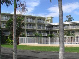 Cabarita Lake Apartments - Accommodation Sunshine Coast 0