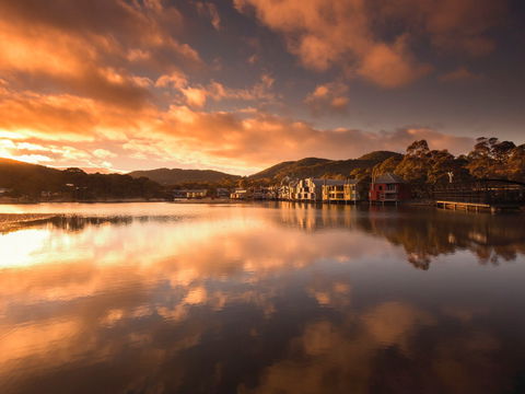 Novotel Lake Crackenback Resort & Spa - Accommodation Sunshine Coast 1