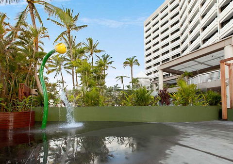 Rydges Esplanade Resort Cairns - Accommodation Sunshine Coast 1