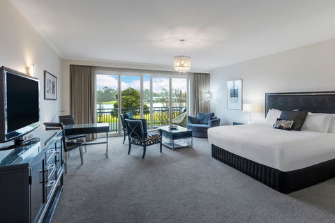The Carrington - Accommodation Sunshine Coast 1