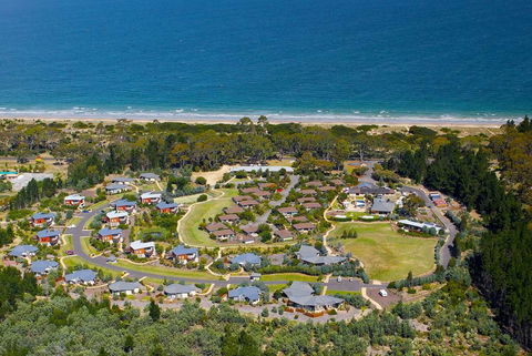 Club Wyndham Seven Mile Beach-Trademark - Accommodation Sunshine Coast 0