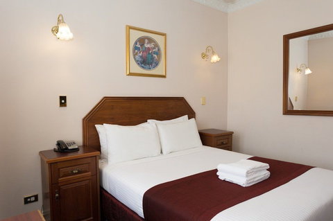 Palais Royale - Accommodation Sunshine Coast 2