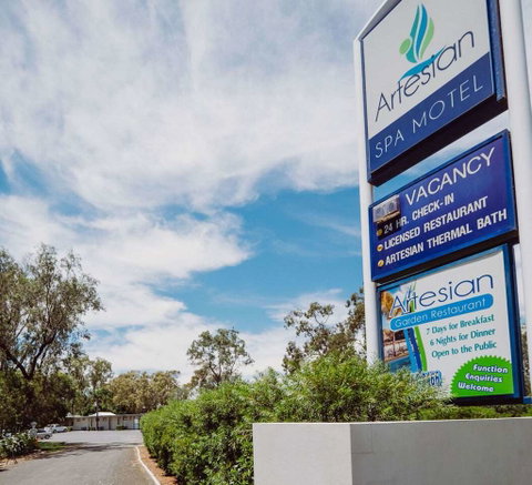 Artesian Spa Motor Inn - Accommodation Sunshine Coast 0