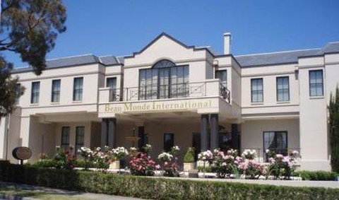 Beau Monde International - Accommodation Sunshine Coast 0