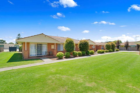 Comfort Inn & Suites King Avenue - Accommodation Sunshine Coast 0