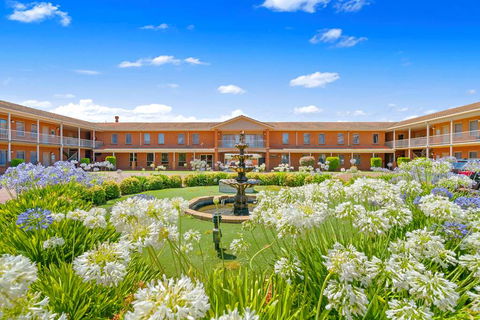 Comfort Inn & Suites King Avenue - Accommodation Sunshine Coast 1