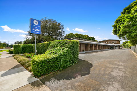 Hotel Aspen & Apartments - Accommodation Sunshine Coast 0