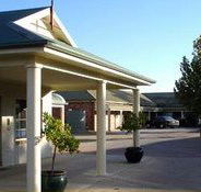 Country Gardens Motor Inn - Accommodation Sunshine Coast