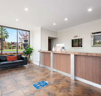Comfort Inn Deakin Palms