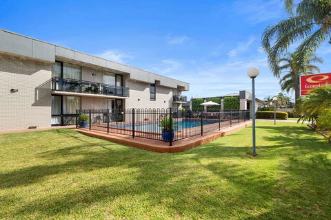 Econo Lodge All Seasons Mildura - Accommodation Sunshine Coast 2