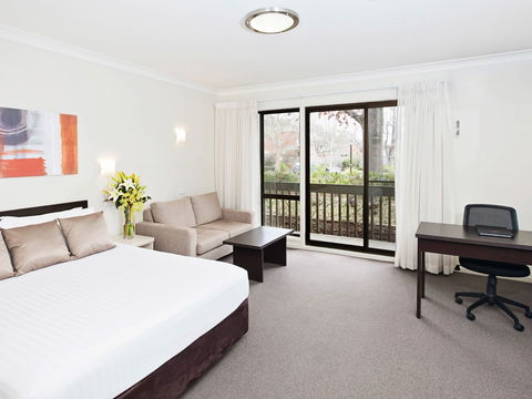 Ibis Styles Canberra Tall Trees - Accommodation Sunshine Coast 0