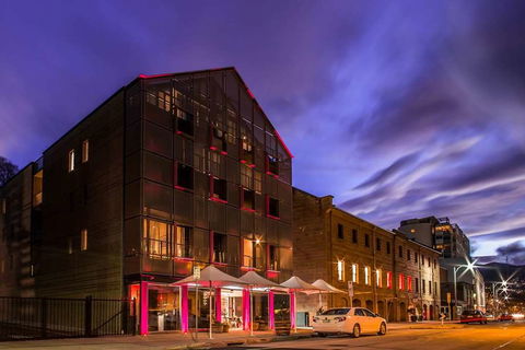 Salamanca Wharf Hotel - Accommodation Sunshine Coast 1