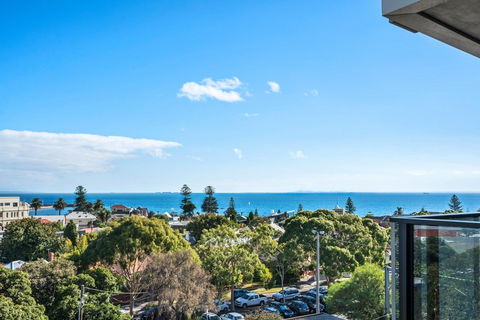 Anchorage Apartments Hampton - Accommodation Sunshine Coast 1