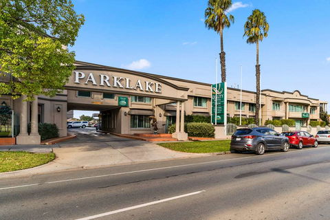 Quality Hotel Parklake Shepparton - Accommodation Sunshine Coast 1