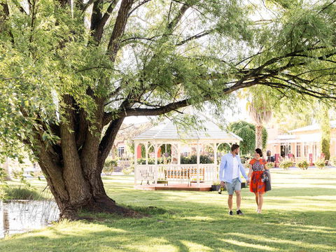 Parklands Resort & Conference Ctr - Accommodation Sunshine Coast 0