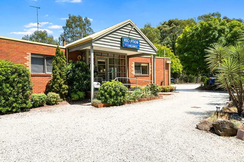Comfort Inn Coach & Bushmans - Accommodation Sunshine Coast 2