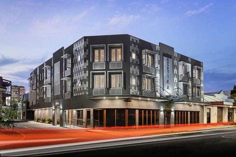 Attika Hotel - Accommodation Sunshine Coast 0