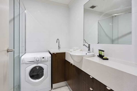 Attika Hotel - Accommodation Sunshine Coast 4