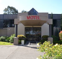 Dingley International Hotel - Accommodation Sunshine Coast