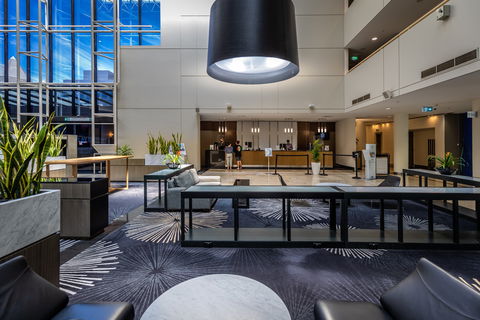 Crowne Plaza Canberra - Accommodation Sunshine Coast 2