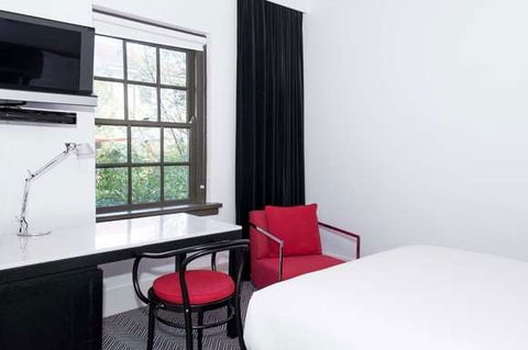 Peppers Gallery Hotel, Canberra - Accommodation Sunshine Coast 3