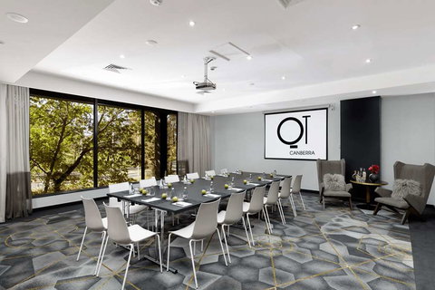 QT Canberra - Accommodation Sunshine Coast 8