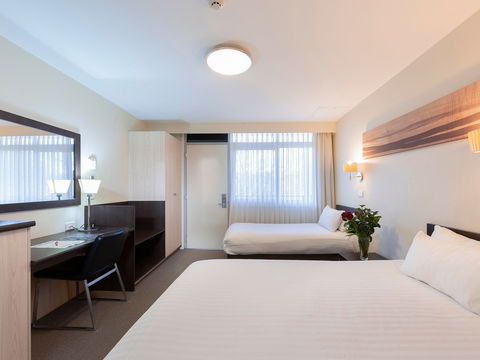 Ibis Styles Canberra Tall Trees - Accommodation Sunshine Coast 5