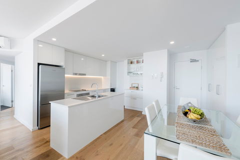 Astra Apartments Newcastle - Accommodation Sunshine Coast 12