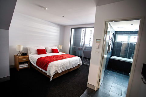 Crown On Darby - Accommodation Sunshine Coast 8