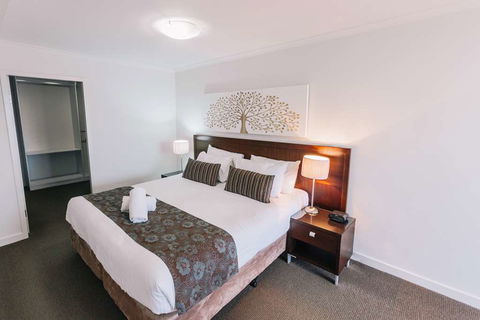 Newcastle Central Plaza - Accommodation Sunshine Coast 3
