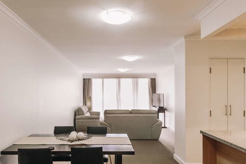 Newcastle Central Plaza - Accommodation Sunshine Coast 6