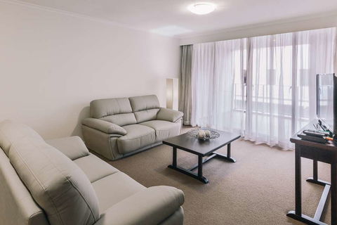 Newcastle Central Plaza - Accommodation Sunshine Coast 9