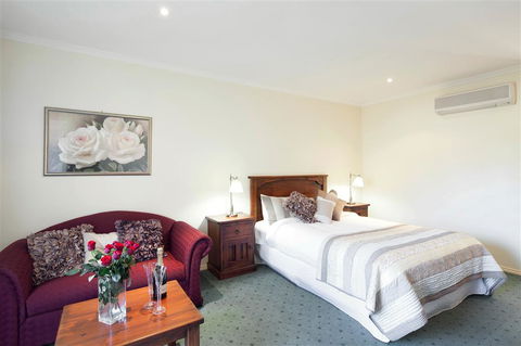 Best Western Crystal Inn - Accommodation Sunshine Coast 0